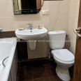 Продам квартиру, Науки просп. , 2 кім., 51.20 м², капитальный ремонт 