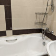 Продам квартиру, Науки просп. , 2 кім., 51.20 м², капитальный ремонт 