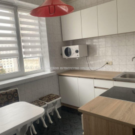 Продам квартиру, Соборности Украины ул. , 4  ком., 83 м², евроремонт