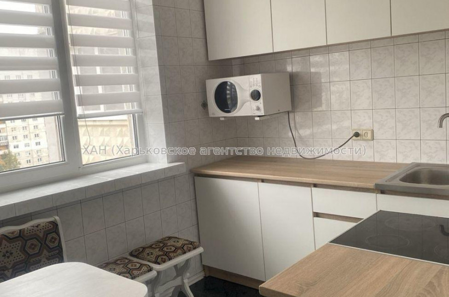 Продам квартиру, Соборности Украины ул. , 4  ком., 83 м², евроремонт 