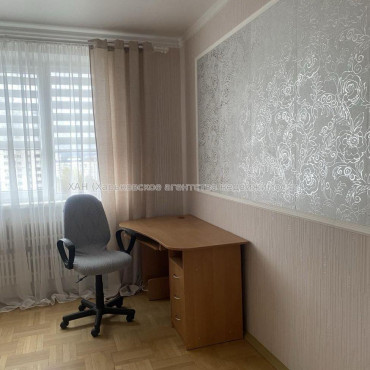 Продам квартиру, Соборности Украины ул. , 4  ком., 83 м², евроремонт 