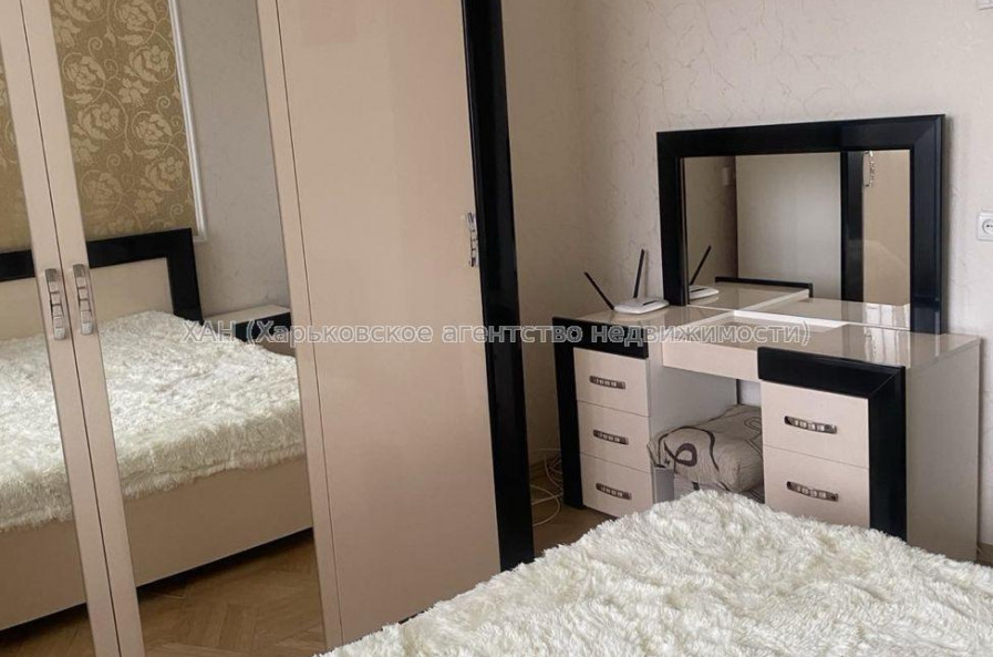 Продам квартиру, Соборности Украины ул. , 4  ком., 83 м², евроремонт 