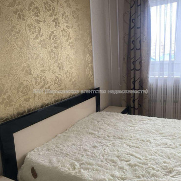Продам квартиру, Соборности Украины ул. , 4  ком., 83 м², евроремонт 