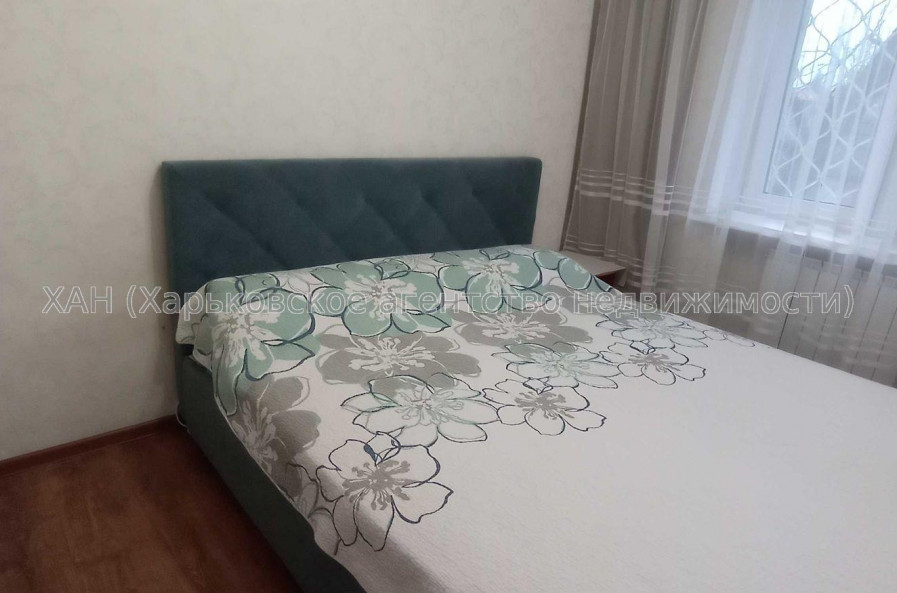 Продам квартиру, 3  ком., 61 м², советский ремонт 