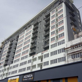 Продам квартиру, Полтавский Шлях ул. , 1 кім., 56 м², без внутренних работ