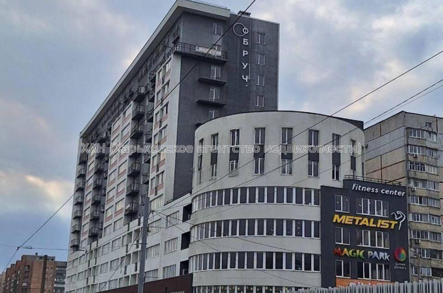 Продам квартиру, Полтавский Шлях ул. , 1 кім., 56 м², без внутренних работ 