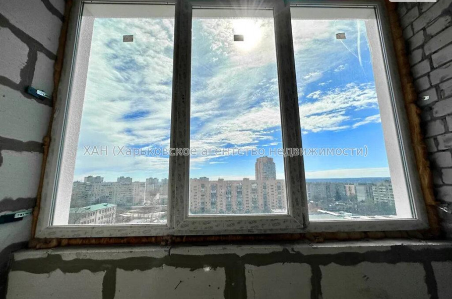 Продам квартиру, Полтавский Шлях ул. , 1  ком., 56 м², без внутренних работ 