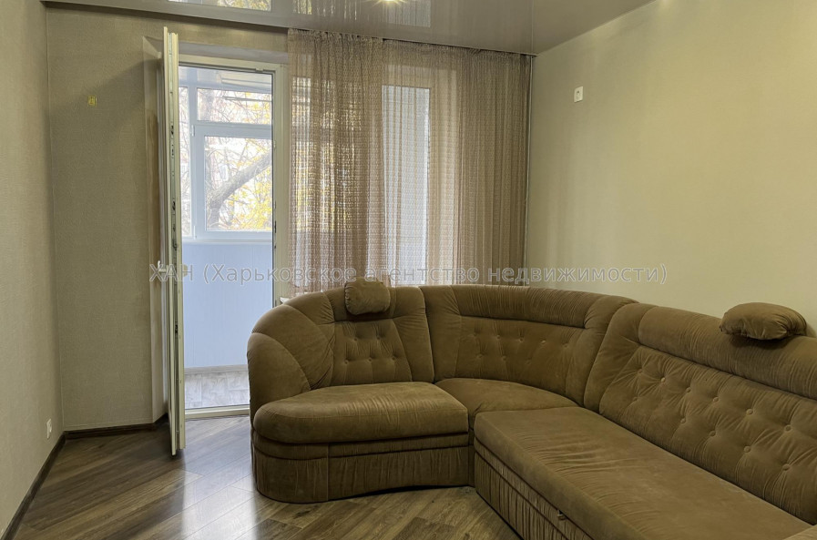 Продам квартиру, Молочная ул. , 7 , 1 кім., 38 м², капитальный ремонт 