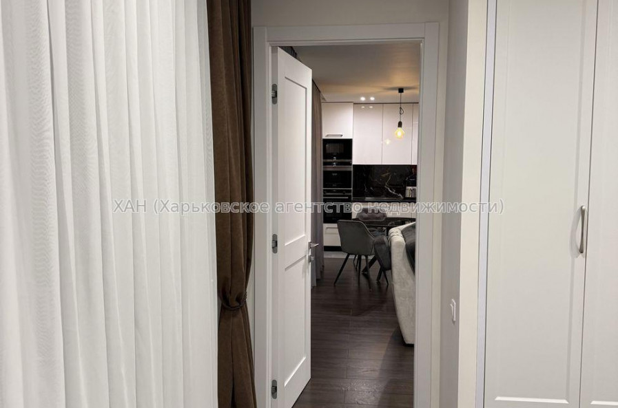 Продам квартиру, Мира ул. , 2  ком., 86 м², авторский дизайн 