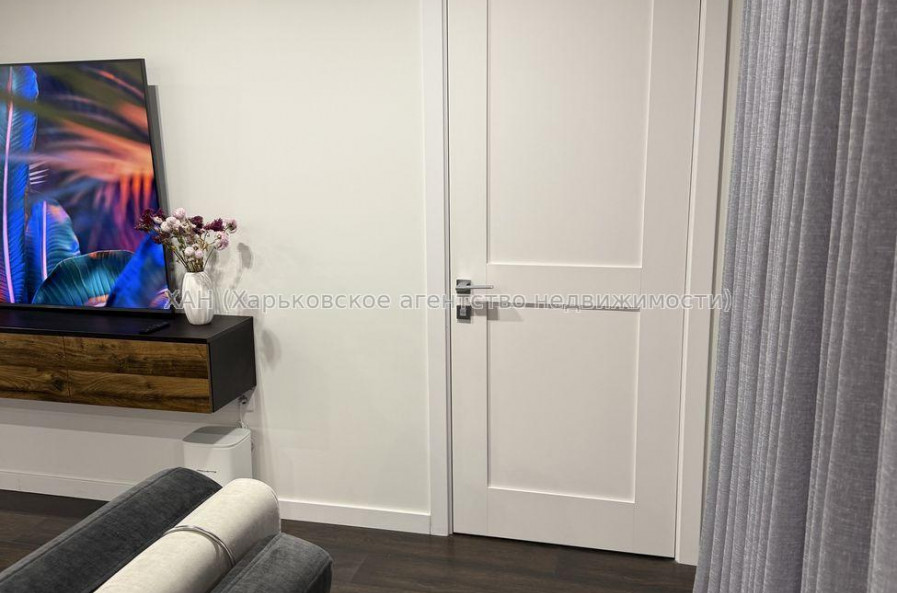 Продам квартиру, Мира ул. , 2  ком., 86 м², авторский дизайн 