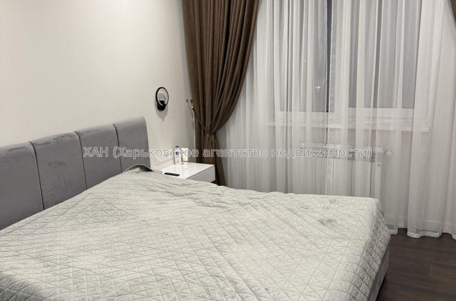 Продам квартиру, Мира ул. , 2  ком., 86 м², авторский дизайн 