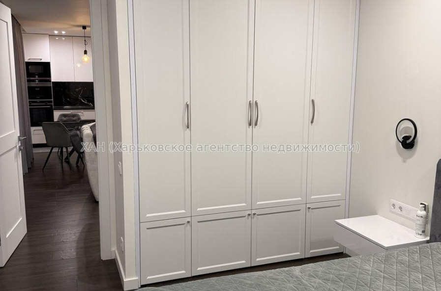 Продам квартиру, Мира ул. , 2  ком., 86 м², авторский дизайн 