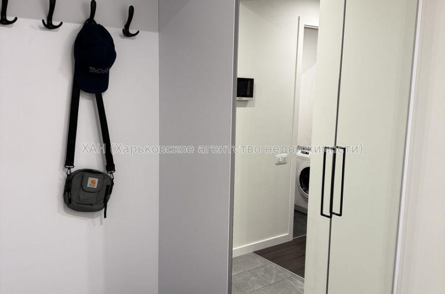 Продам квартиру, Мира ул. , 2  ком., 86 м², авторский дизайн 