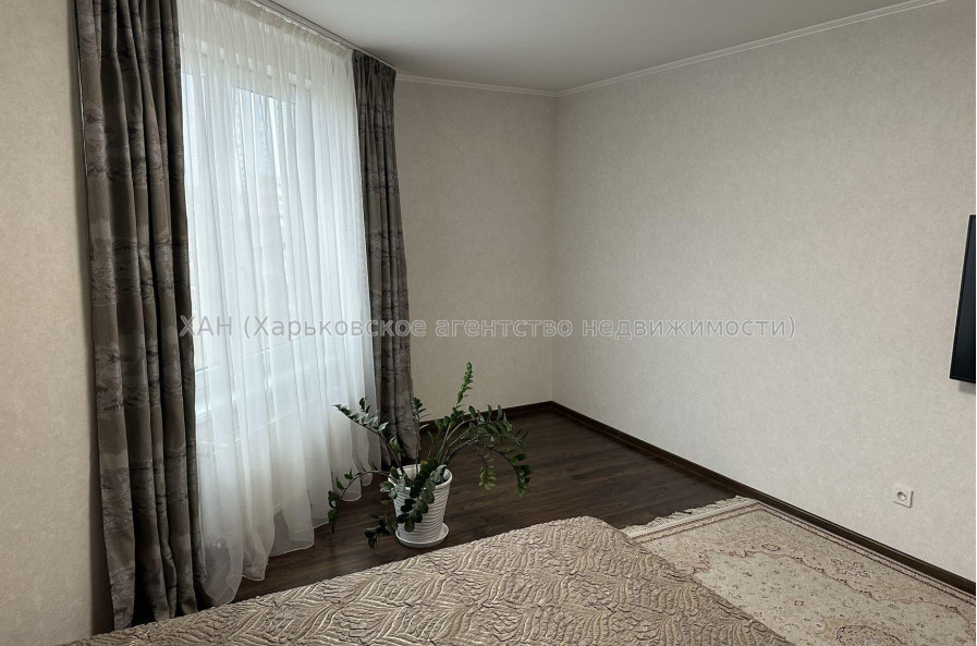 Продам квартиру, Гольдберговская ул. , 2 кім., 80 м², евроремонт 