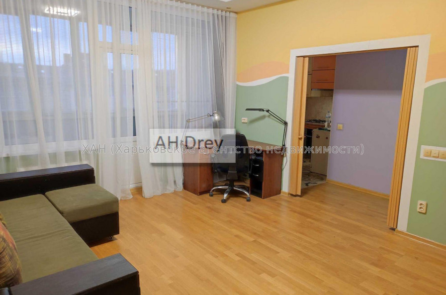 Продам квартиру, Новоалександровская ул. , 1 кім., 48 м², авторский дизайн 