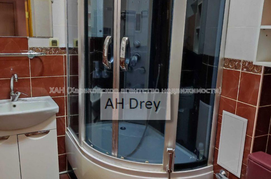 Продам квартиру, Новоалександровская ул. , 1 кім., 48 м², авторский дизайн 