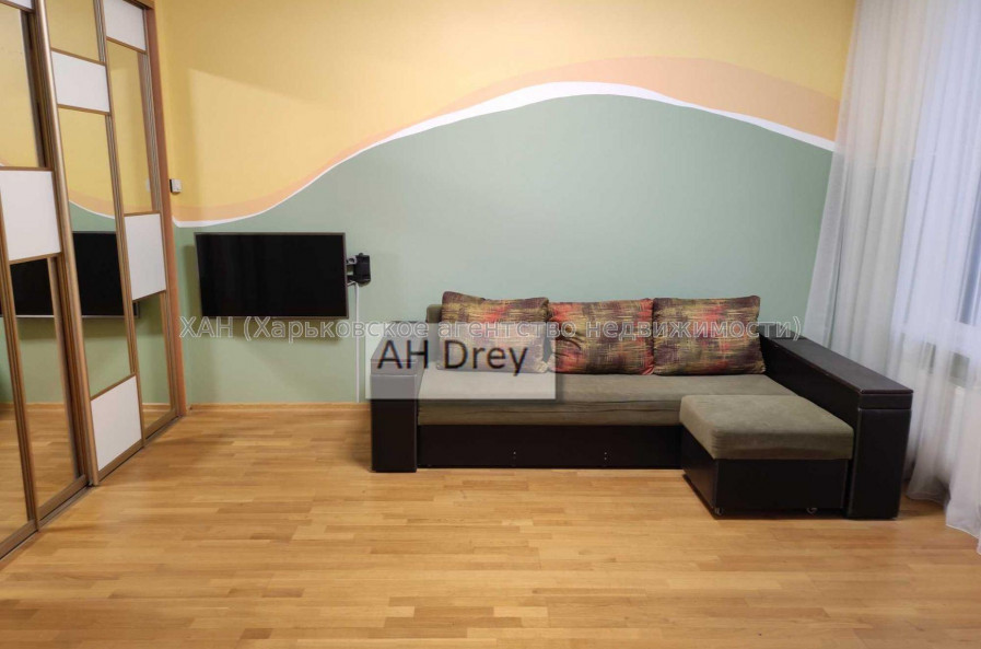 Продам квартиру, Новоалександровская ул. , 1 кім., 48 м², авторский дизайн 