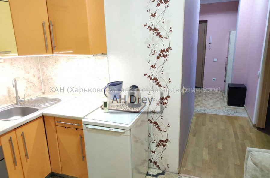 Продам квартиру, Новоалександровская ул. , 1 кім., 48 м², авторский дизайн 