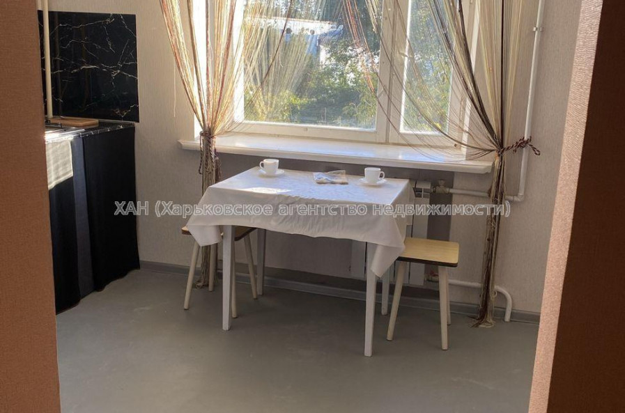 Продам квартиру, Куряжская ул. , 1 кім., 39 м², советский ремонт 