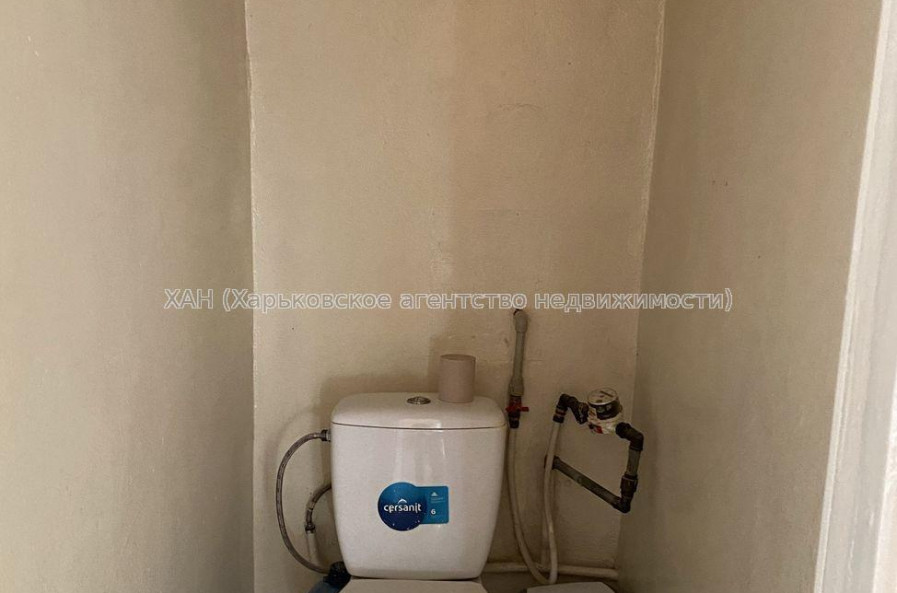 Продам квартиру, Куряжская ул. , 1 кім., 39 м², советский ремонт 