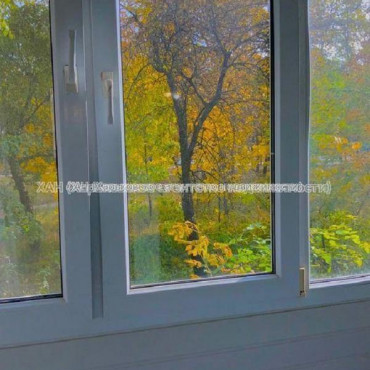 Продам квартиру, Гвардейцев Широнинцев ул. , 1 кім., 33 м², капитальный ремонт 