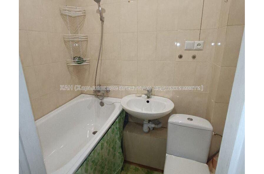 Продам квартиру, Каркача Ивана бульв. , 1  ком., 27.50 м², косметический ремонт 