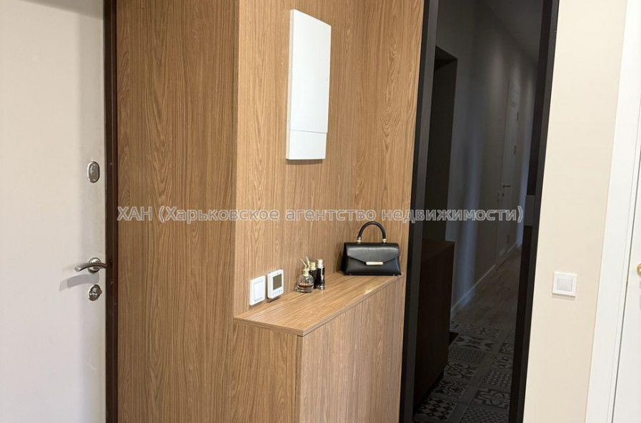 Продам квартиру, Профессорская ул. , 2 кім., 70 м², евроремонт 