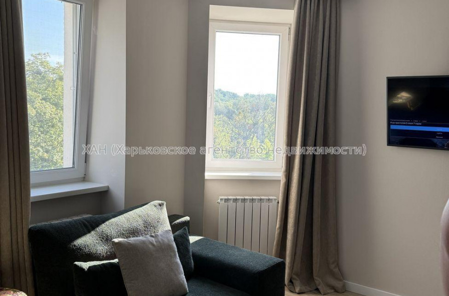 Продам квартиру, Профессорская ул. , 2 кім., 70 м², евроремонт 