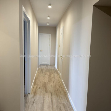 Продам квартиру, Профессорская ул. , 2 кім., 70 м², евроремонт 