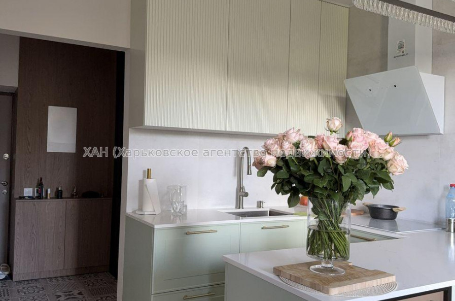 Продам квартиру, Профессорская ул. , 2 кім., 70 м², евроремонт 