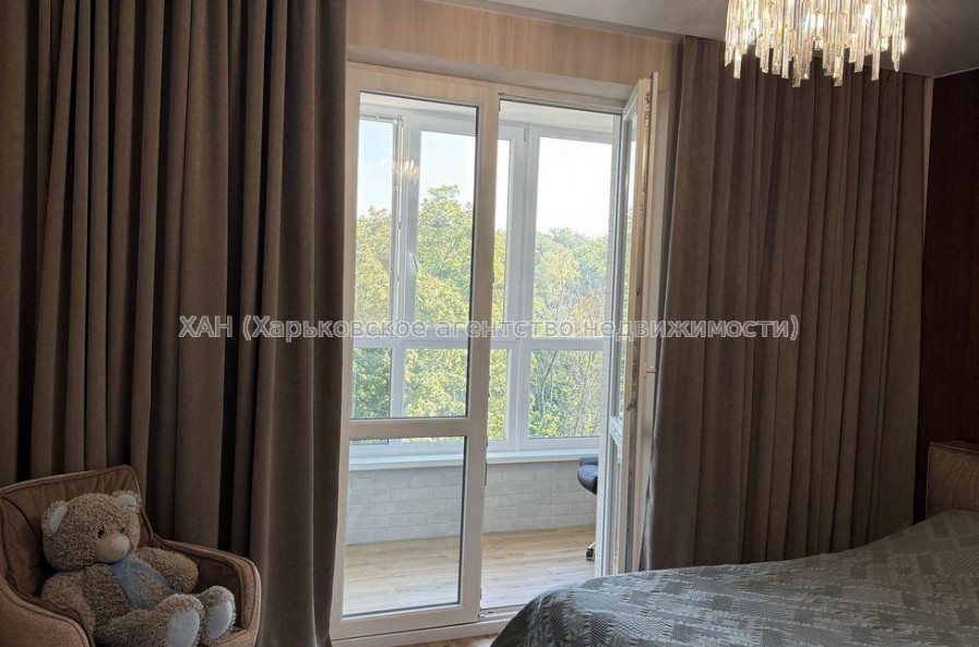 Продам квартиру, Профессорская ул. , 2 кім., 70 м², евроремонт 