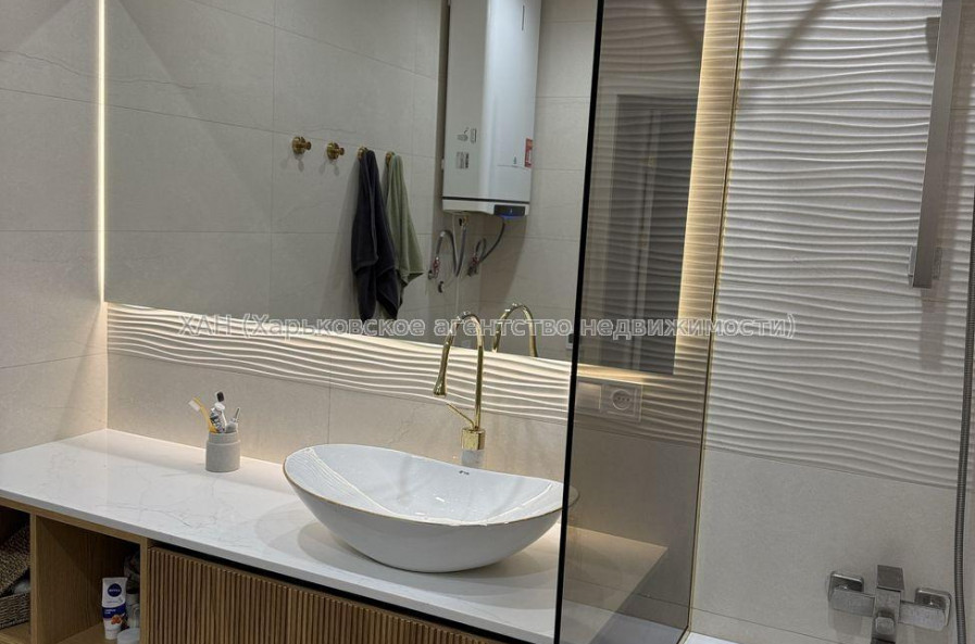 Продам квартиру, Профессорская ул. , 2 кім., 70 м², евроремонт 