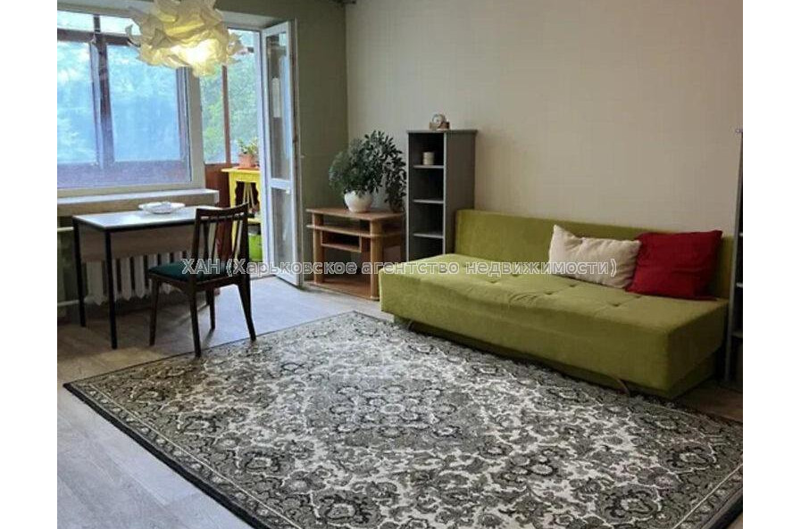 Продам квартиру, 23 Августа пер. , 7 , 3  ком., 54 м², частичный ремонт 