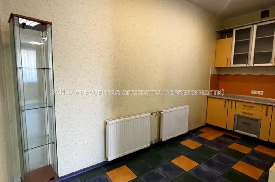 Продам квартиру, Данилевского ул. , 5 кім., 217 м², капитальный ремонт 