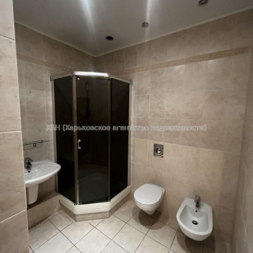 Продам квартиру, Данилевского ул. , 5 кім., 217 м², капитальный ремонт 