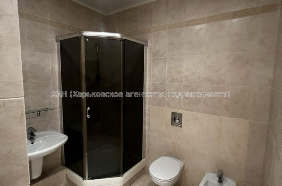 Продам квартиру, Данилевского ул. , 5 кім., 217 м², капитальный ремонт 