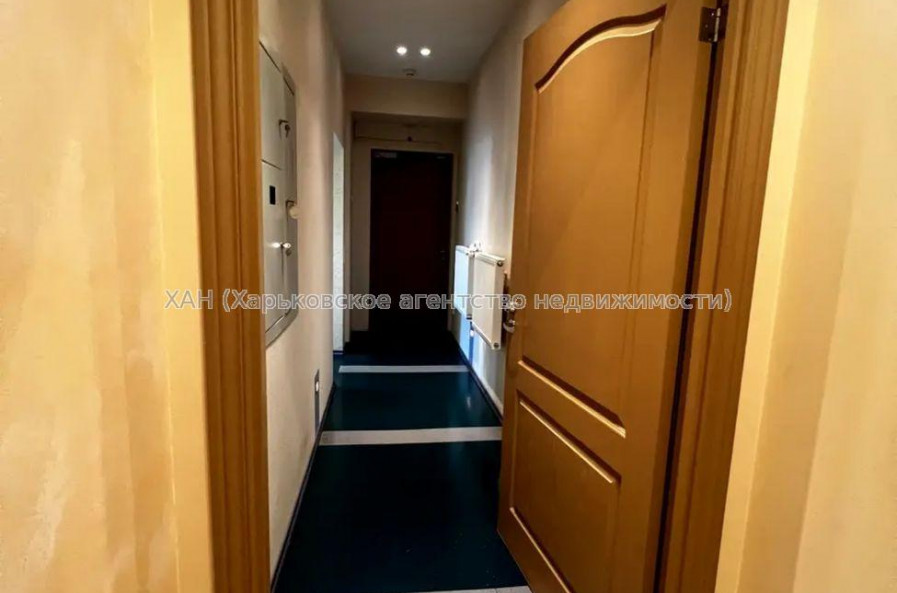 Продам квартиру, Данилевского ул. , 5 кім., 217 м², капитальный ремонт 