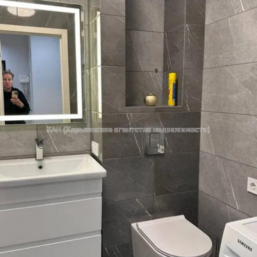 Продам квартиру, Мира ул. , 2 кім., 58 м², авторский дизайн 