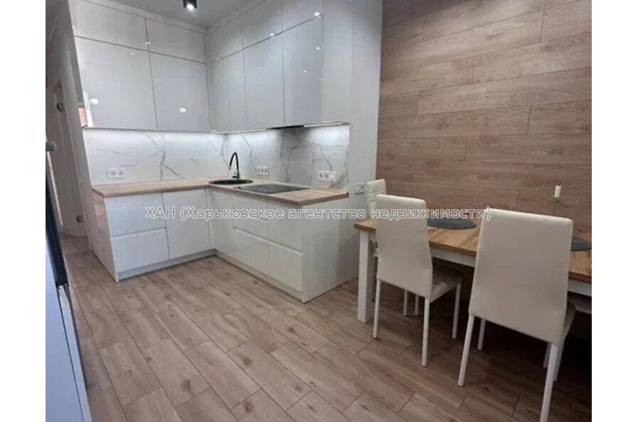 Продам квартиру, Мира ул. , 2 кім., 58 м², авторский дизайн 