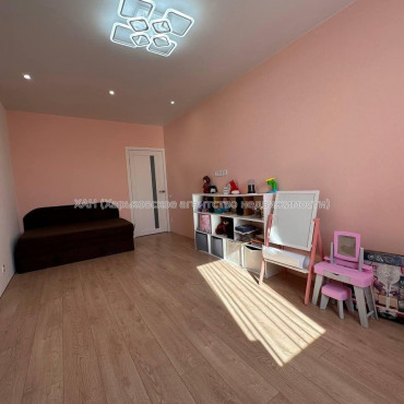 Продам квартиру, Мира ул. , 2 кім., 58 м², авторский дизайн  - фото 4 Продам квартиру, Мира ул. , 2 кім., 58 м², авторский дизайн