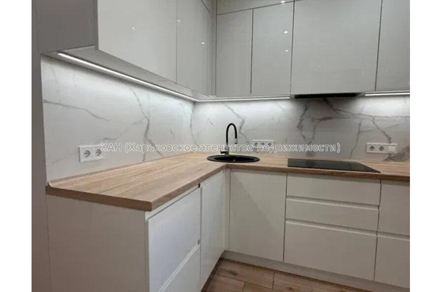 Продам квартиру, Мира ул. , 2 кім., 58 м², авторский дизайн 