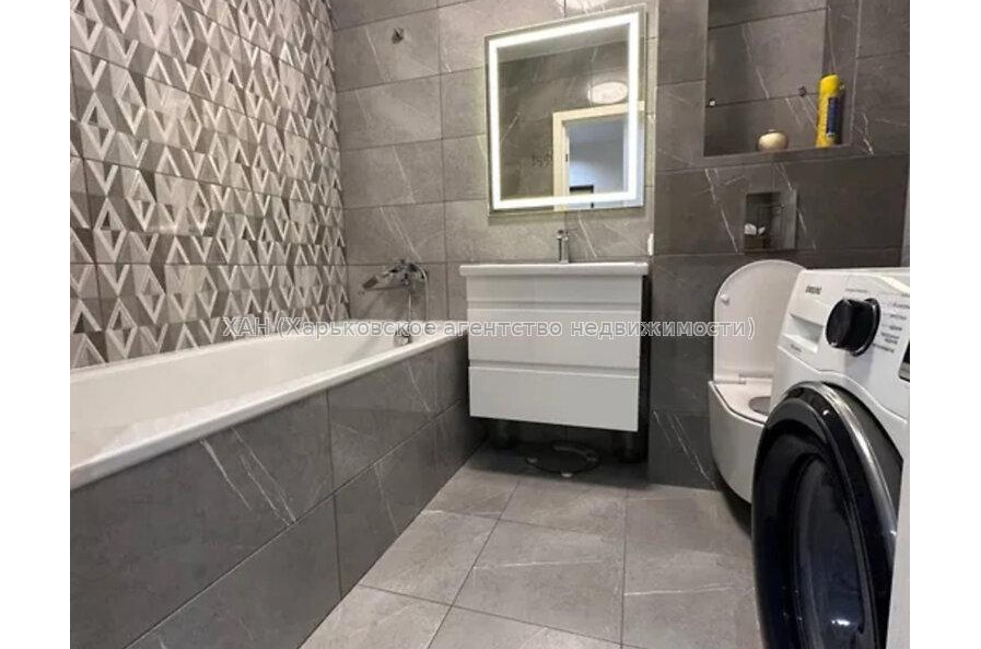 Продам квартиру, Мира ул. , 2 кім., 58 м², авторский дизайн 