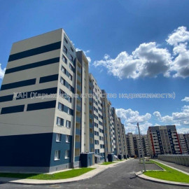 Продам квартиру, Победы просп. , 2  ком., 70 м², без внутренних работ