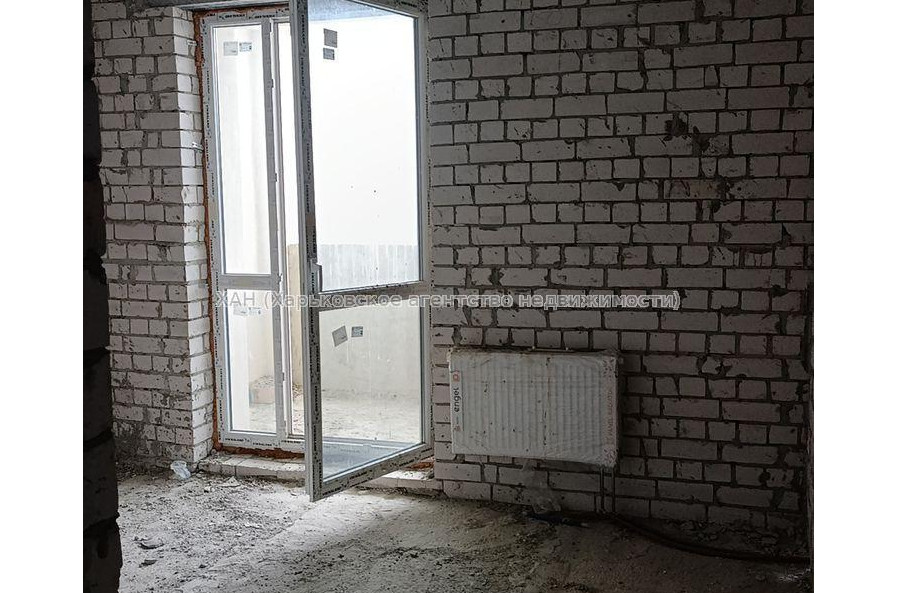 Продам квартиру, Победы просп. , 2 кім., 70 м², без внутренних работ 