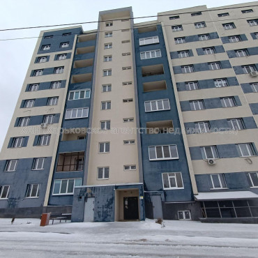 Продам квартиру, Победы просп. , 2 кім., 70 м², без внутренних работ 