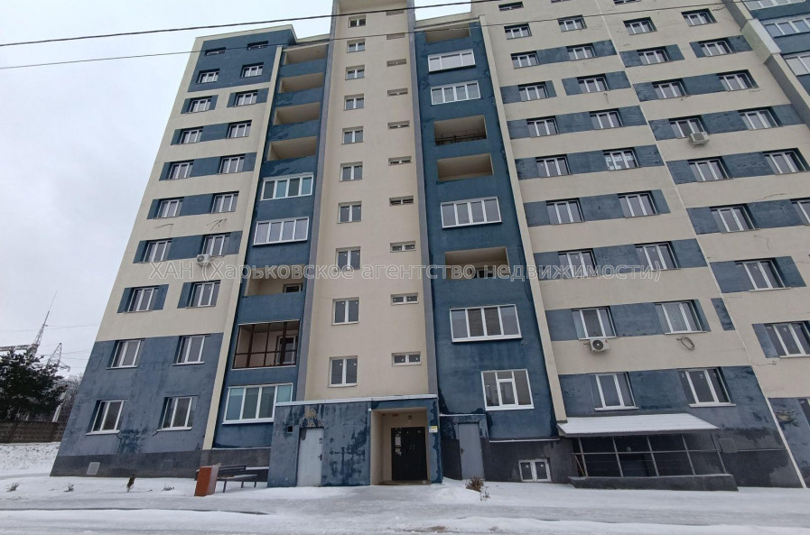 Продам квартиру, Победы просп. , 2 кім., 70 м², без внутренних работ 