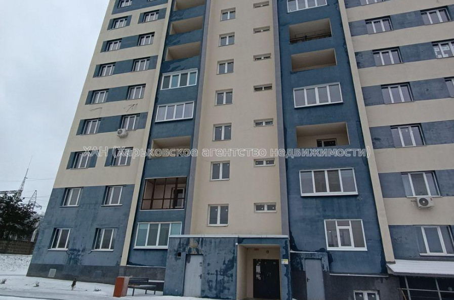 Продам квартиру, Победы просп. , 2 кім., 70 м², без внутренних работ 