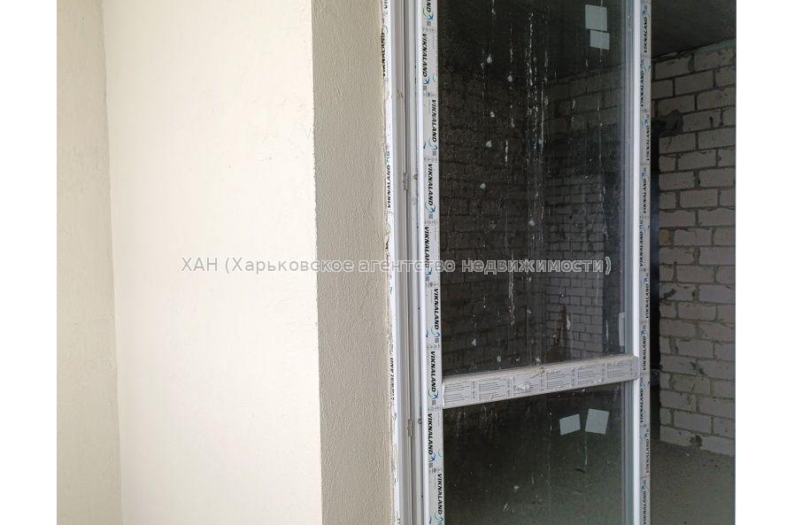 Продам квартиру, Победы просп. , 2 кім., 70 м², без внутренних работ 