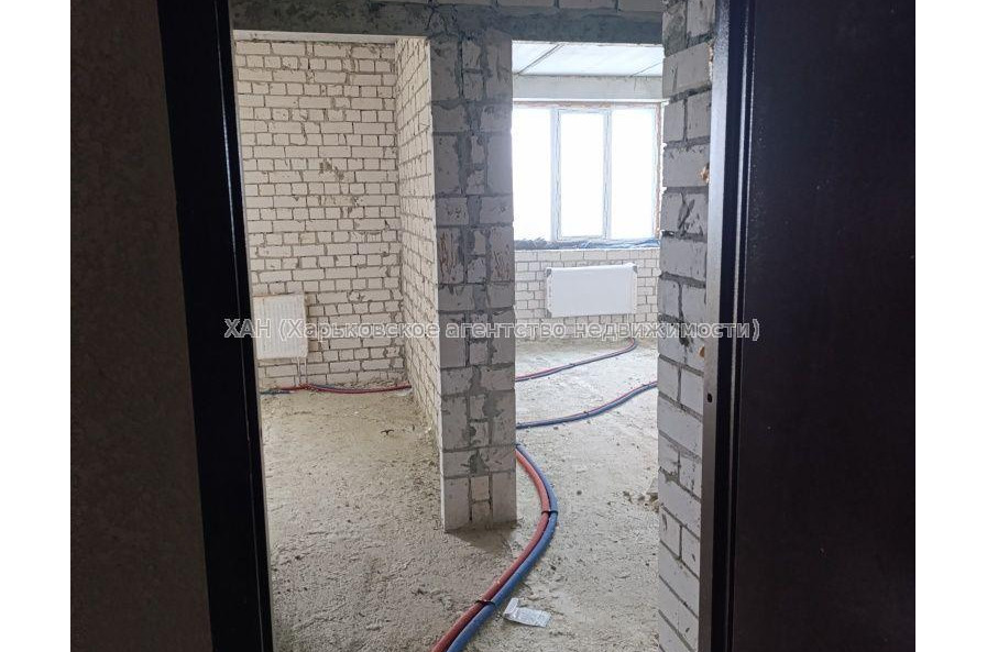 Продам квартиру, Победы просп. , 2 кім., 70 м², без внутренних работ 