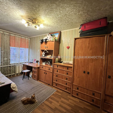 Продам квартиру, Железнодорожная ул. , 2  ком., 49.70 м², капитальный ремонт  - фото 1 Продам квартиру, Железнодорожная ул. , 2  ком., 49.70 м², капитальный ремонт